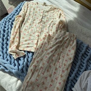 Cream Pajama Set with teddy bears and bows